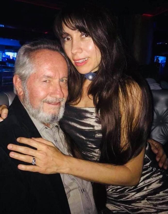 "Ha habido ocasiones en las que lo tengo que llevar al hospital por la enfermedad que padece y no puede respirar, y ha estado dos o tres días mientras lo estabilizan".