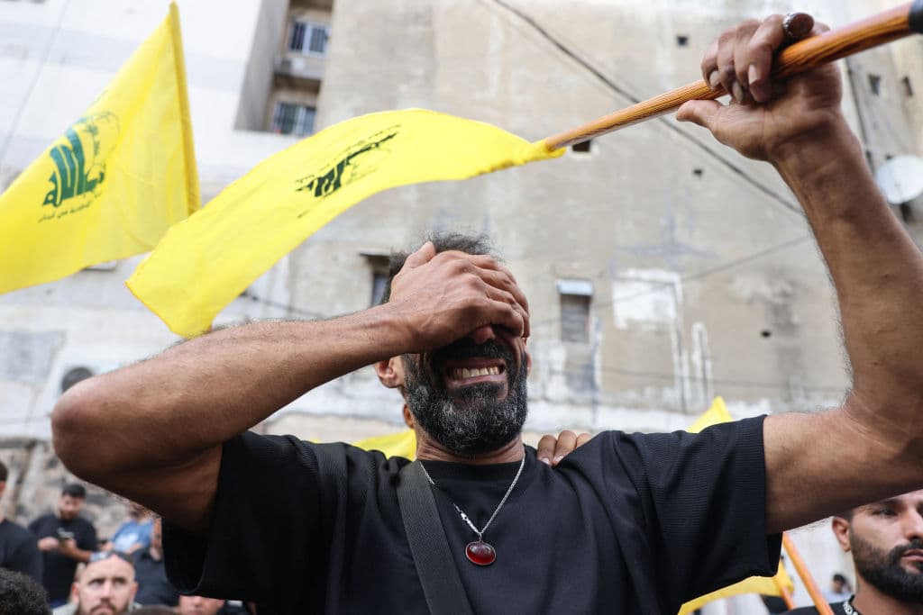 "Una nueva fase de la guerra": lo que se sabe de la escalada entre Israel y Hezbollah tras las dos oleadas de explosiones de dispositivos electrónicos
