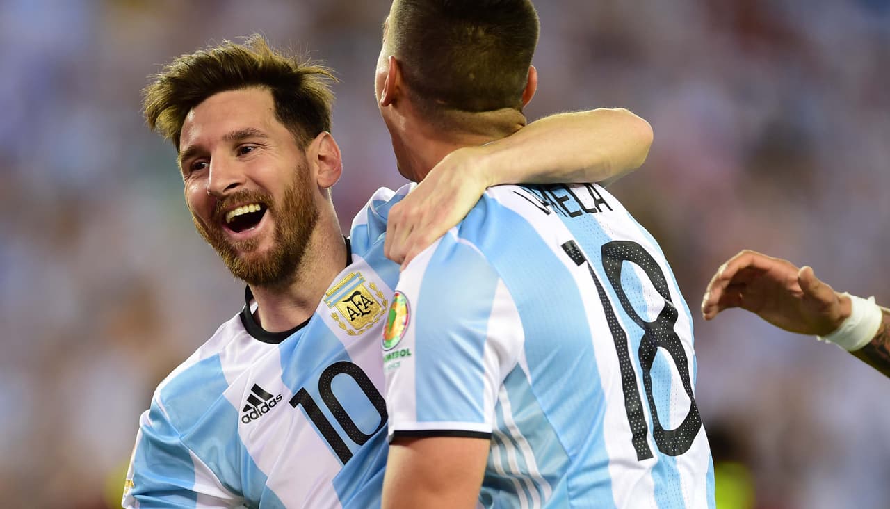 Sampaoli dice que Messi "es el único titular" de la selección argentina