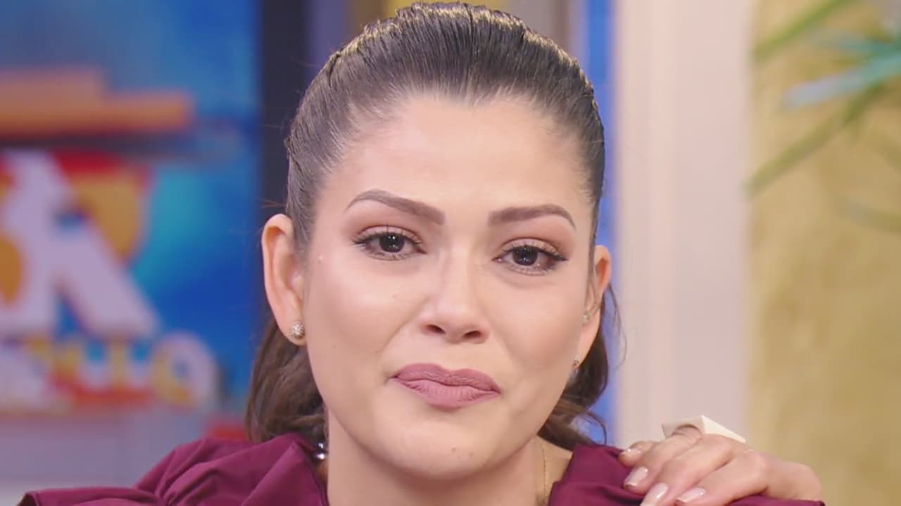 El pasado martes la joven y madre de Giulietta también le pidió una disculpa al público y a Goyso, ya que tratando de defenderse la habían tildado de prepotente y altiva. En 'Sin Rollos ni tapujos' Jomari estuvo vía telefónica y le dijo a la presentadora que la quiere mucho.