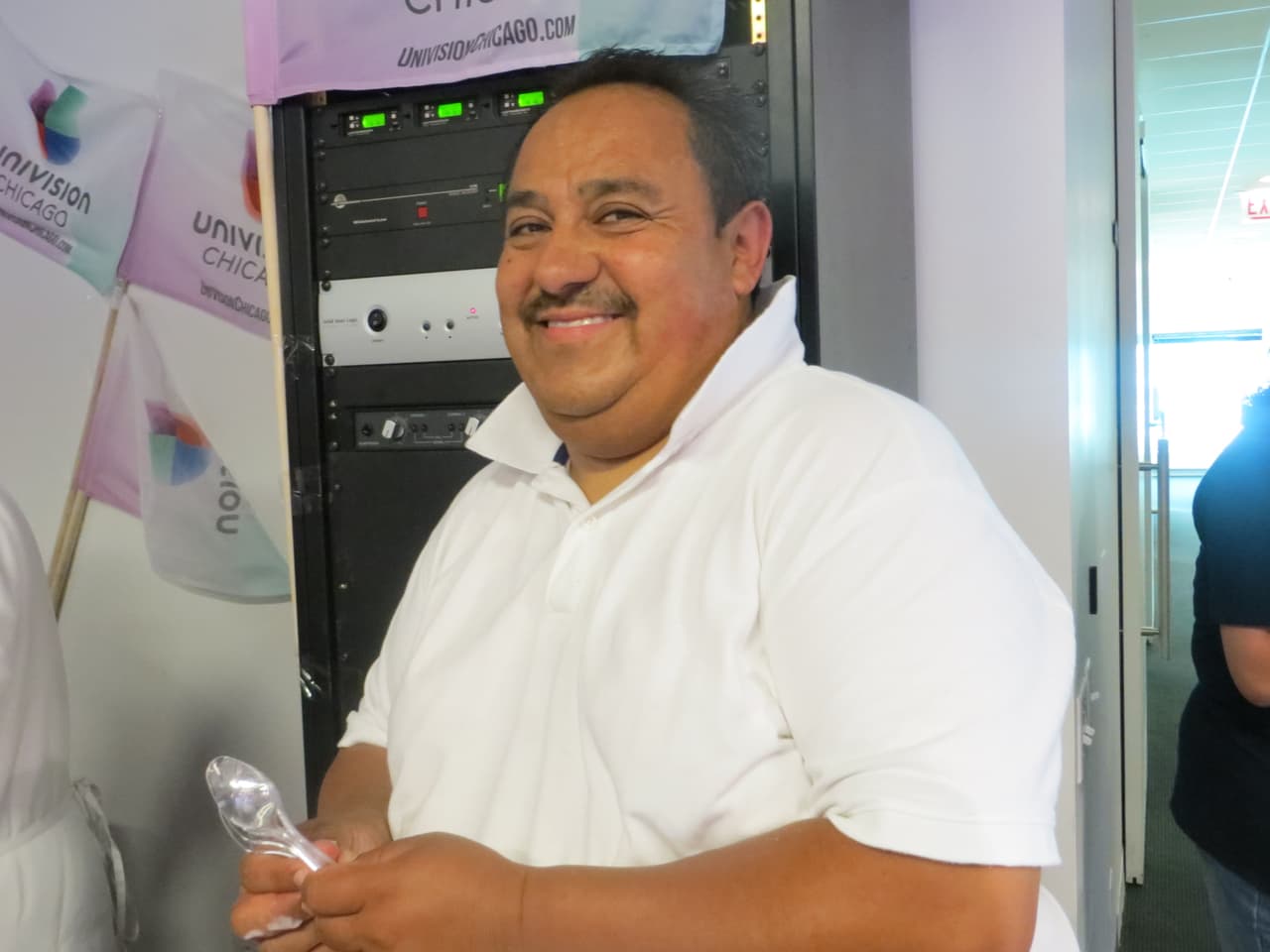 El equipo de Univision Chicago celebró estar a tu lado con un día de helado. Mira las fotos de la fiesta y mil gracias por tu preferencia.