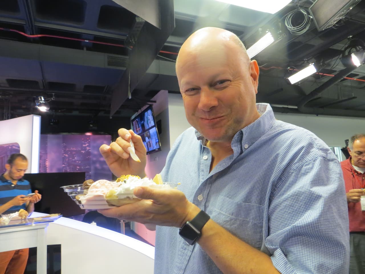 El equipo de Univision Chicago celebró estar a tu lado con un día de helado. Mira las fotos de la fiesta y mil gracias por tu preferencia.