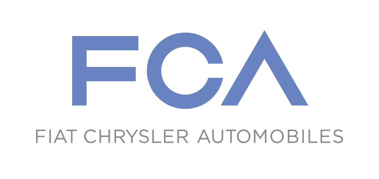 <h3 class="cms-H3-H3"><b>Fiat Chrysler Automobiles (Jeep, Ram, Dodge, Chrysler, Fiat, Alfa Romeo)</b></h3>
<br>
<br>
<b>Para dueños y arrendatarios actuales: </b>recomienda ponerse en contacto con Chrysler Capital para explorar las opciones de cada caso.
<br>
<br>
<b>Para posibles compradores:</b> financiamiento de 0% de APR por 84 meses en modelos selectos de Ram, Dodge y Jeep; financiamiento de 0% por 60 meses en la Chrysler Pacifica 2020 y pagos diferidos por 90 días en las unidades a gasolina; pagos diferidos por 90 días en algunos modelos 2019 y 2020.
<br>
<br>Para más información puedes llamar al 855-563-5635 o visitar la página de Chrysler Capital: 
<a href="https://chryslercapital.com/"><u>https://chryslercapital.com/</u></a>