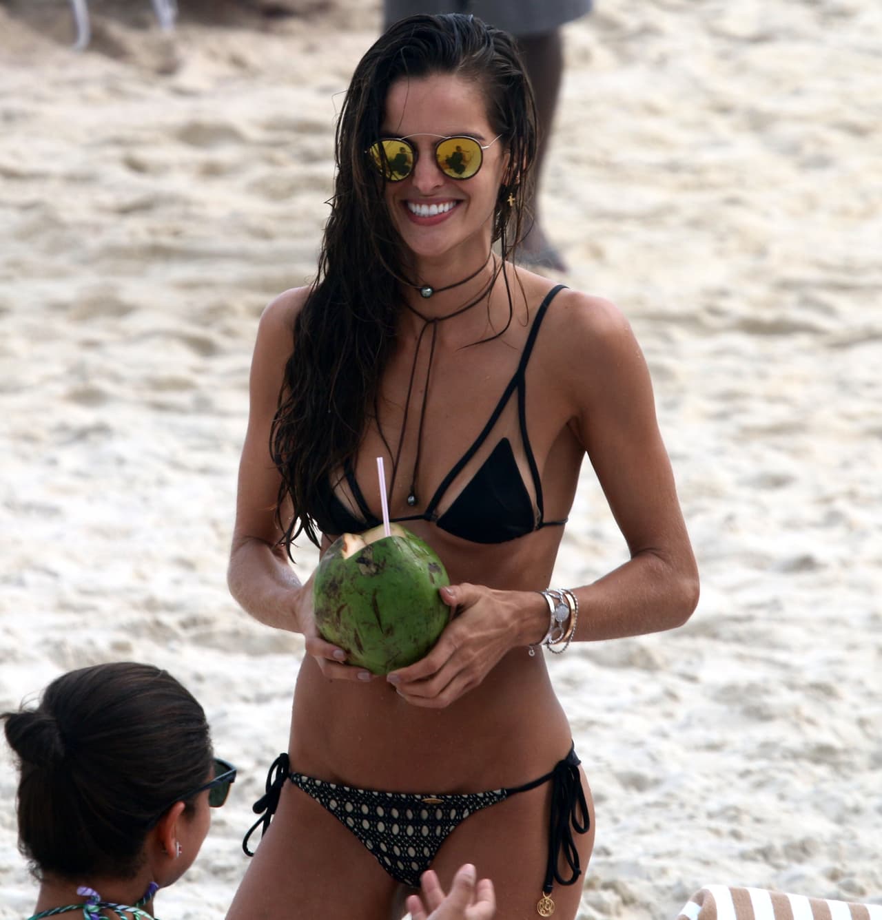 La modelo estaba de lo más contenta.