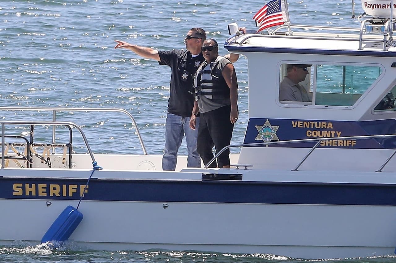 "Si me quejaba de alguien o de algo, ella asumía que me estaba quejando de ella. Pronto, comenzó a ignorarme, y finalmente llegó al punto en el que no me dijo una palabra durante toda la temporada 6", escribió la actriz, según una reseña del diario 
<b><a href="https://metro.co.uk/2020/07/12/lea-michele-deletes-twitter-account-targeted-trolls-following-glee-co-star-naya-riveras-disappearance-12978689/" target="_blank">Metro. </a></b>
<br>