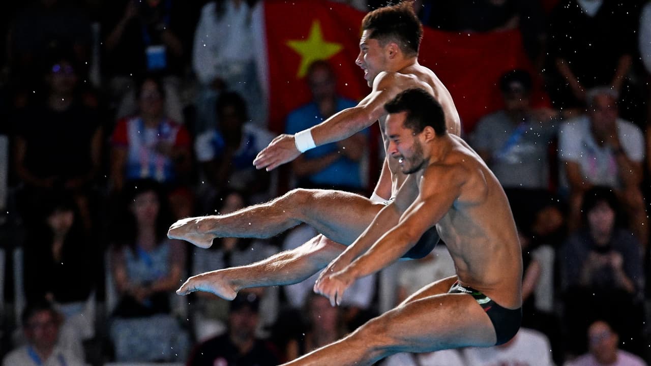 Kevin Berlín y Randal Willars arañan medalla en los clavados de Paris 2024