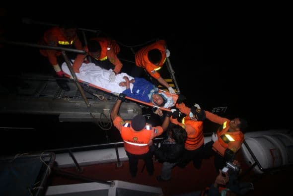 Febrero 4- Mueren 56 personas al naufragar su embarcación frente a las costas de Samaná y Hato Mayor, en República Dominicana, cuando se dirigían en un viaje ilegal a Puerto Rico.