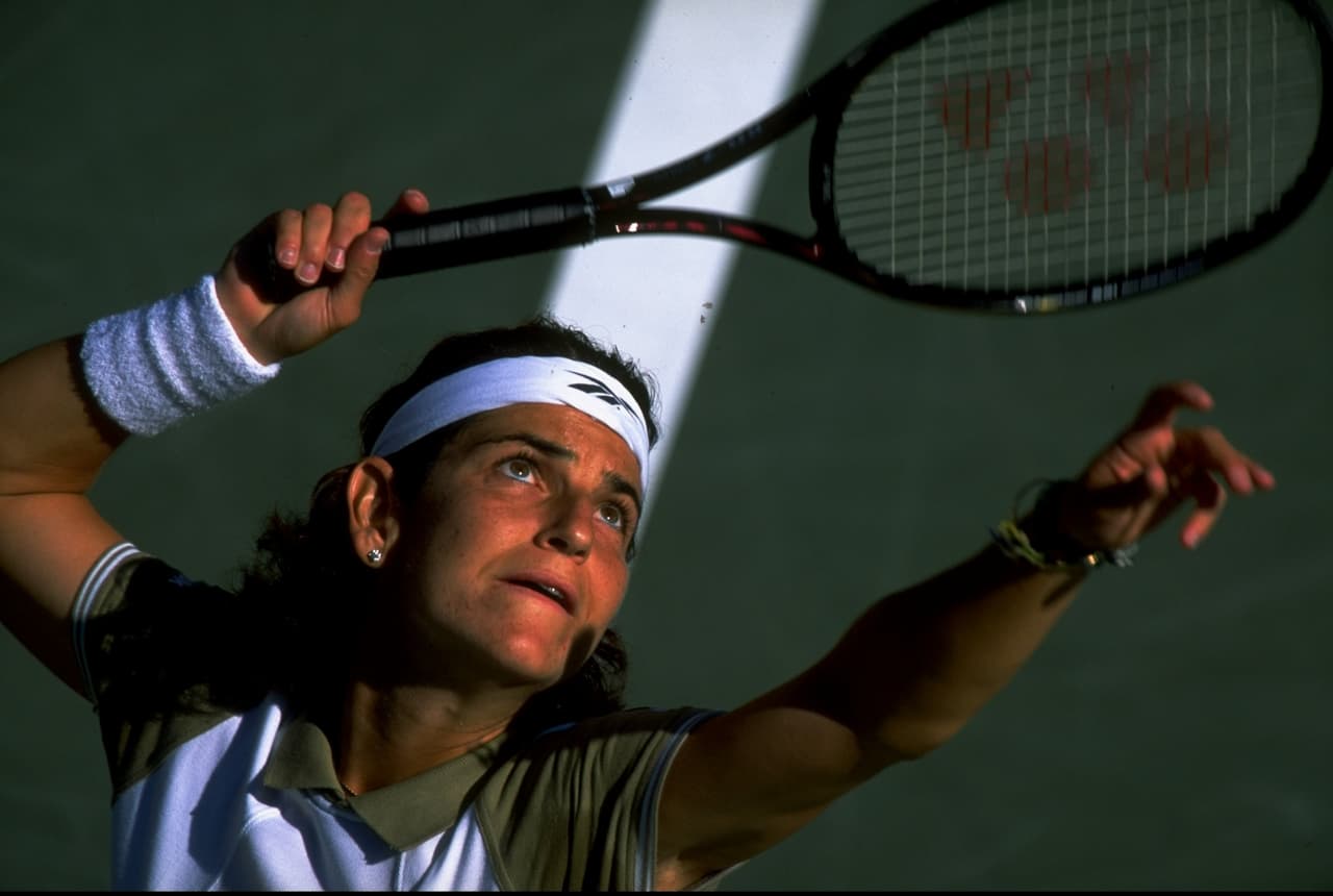 La extenista Arantxa Sánchez fue condenada a pagar al fisco español por su deuda de 3,5 millones de euros por fraude entre 1989 y 1993.