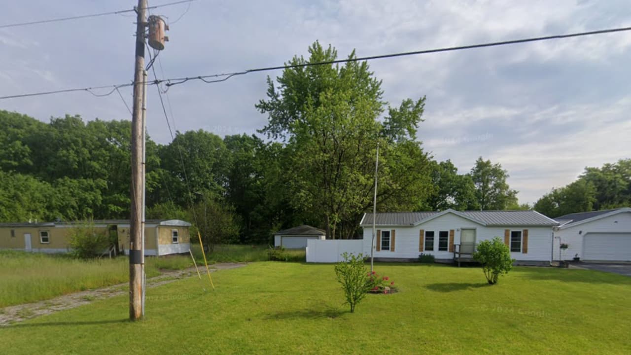 Hallan huesos cerca de casa en Indiana, donde presuntamente quemaron a dos niños