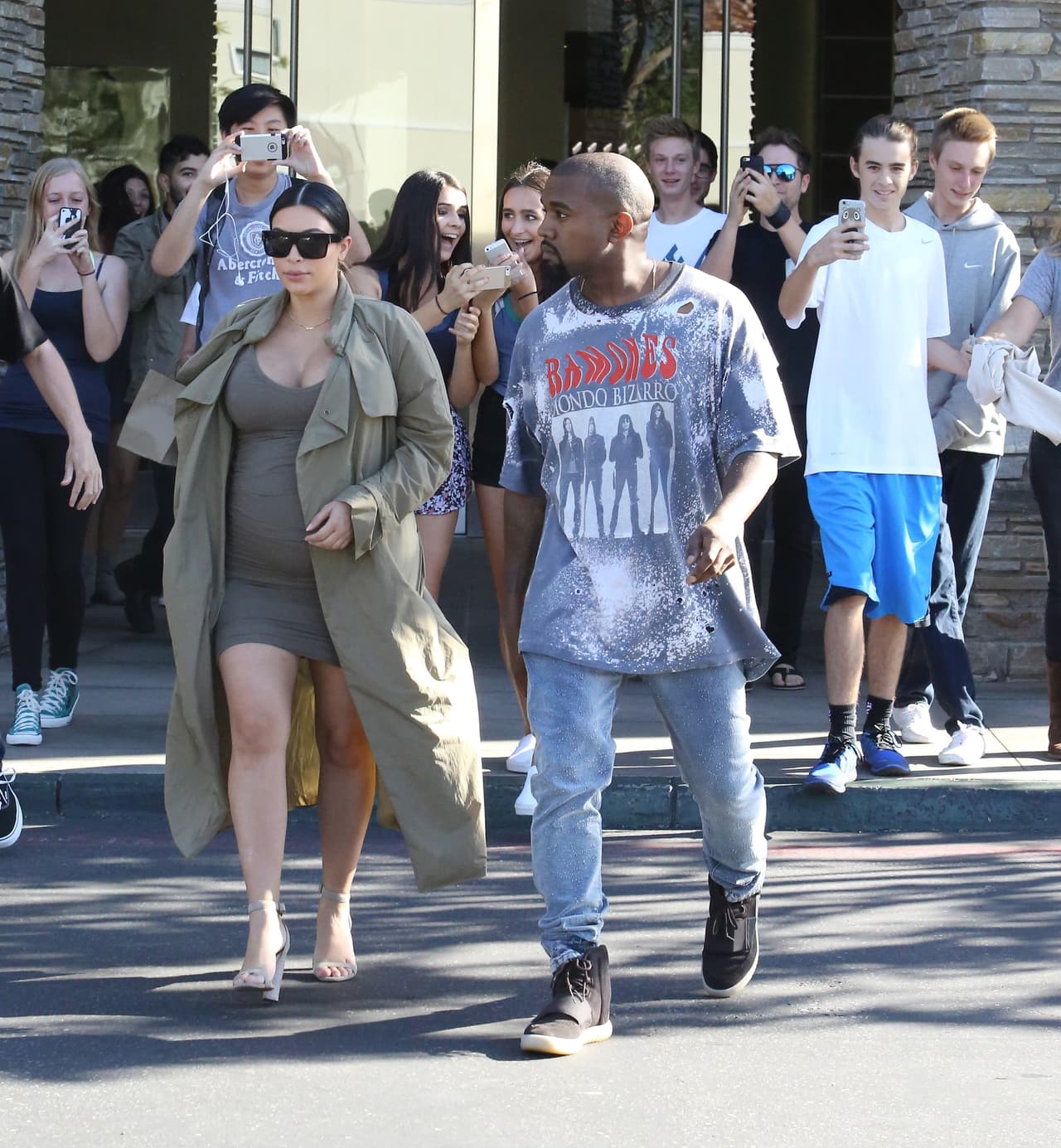 Simplemente siguieron su camino.