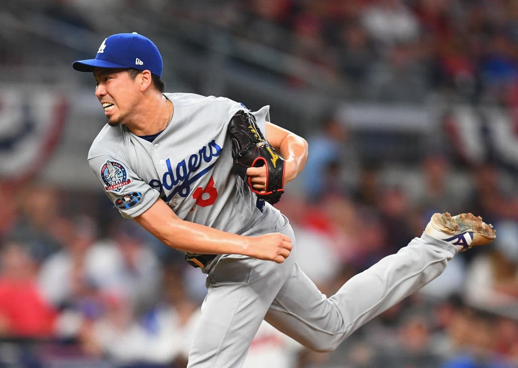 En la octava entrada uno de los abridores estelares de los Dodgers, el japonés Kenta Maeda. Aunque toleró dos imparables, salió en blanco y sin daño en la pizarra.