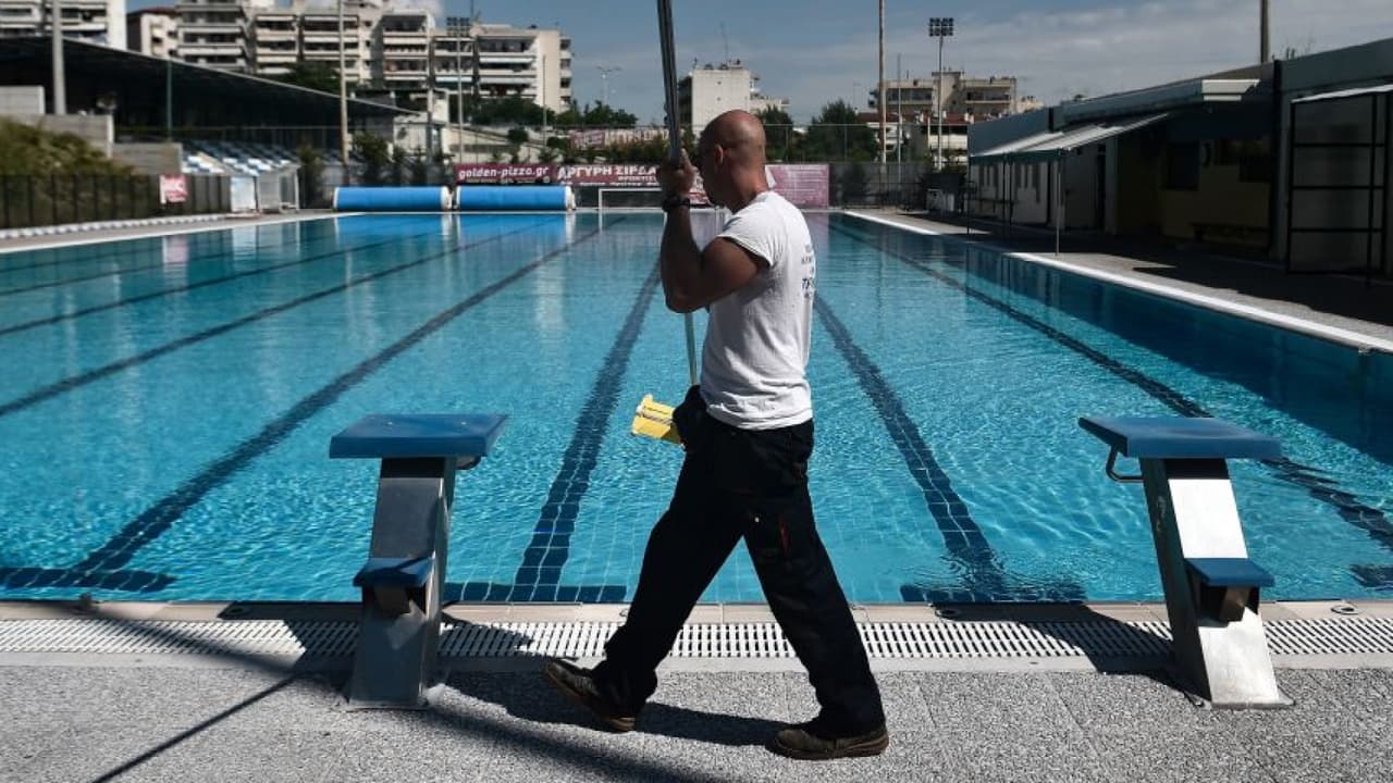 Abren piscinas y hoteles en Miami-Dade: residentes deben esperar por las playas