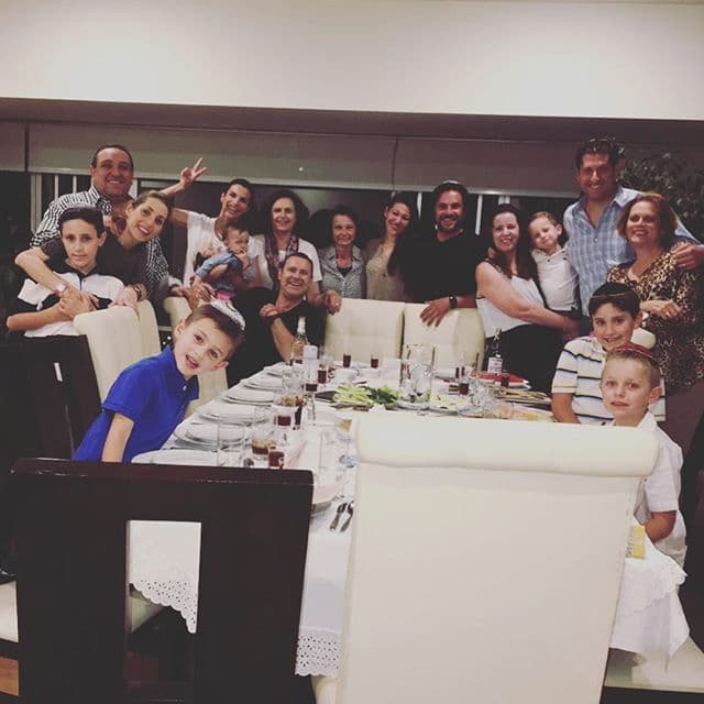 Así pasó el fin de semana Alan Tahce, acompañado de toda su familia. (Abril 23, 2016)