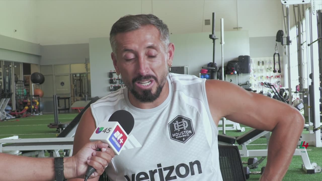 El mensaje de Héctor Herrera a Santi Giménez si llega al Porto