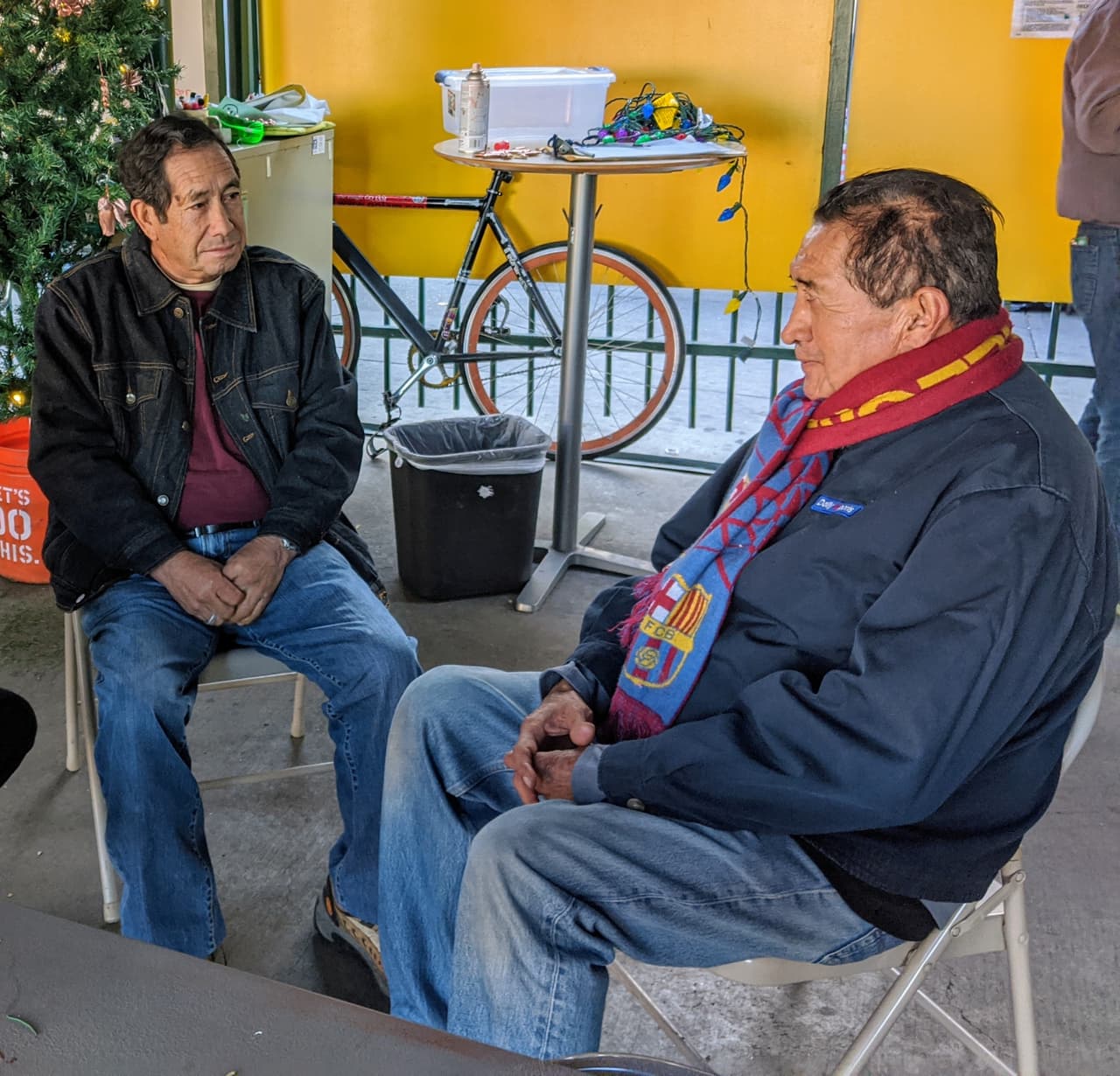 Jornaleros de la tercera edad enfrentan incertidumbre económica y de salud en tiempos de coronavirus