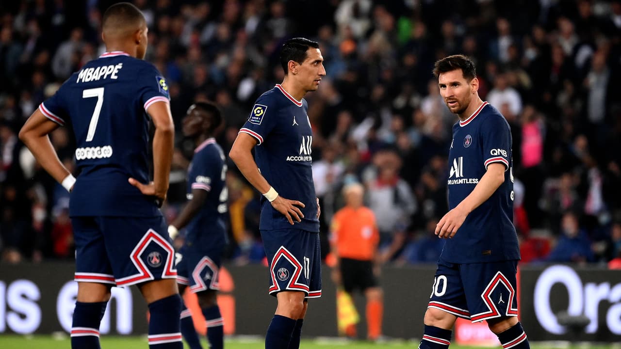 Anelka afirma que el jefe del PSG debe ser Mpabbé y no Messi