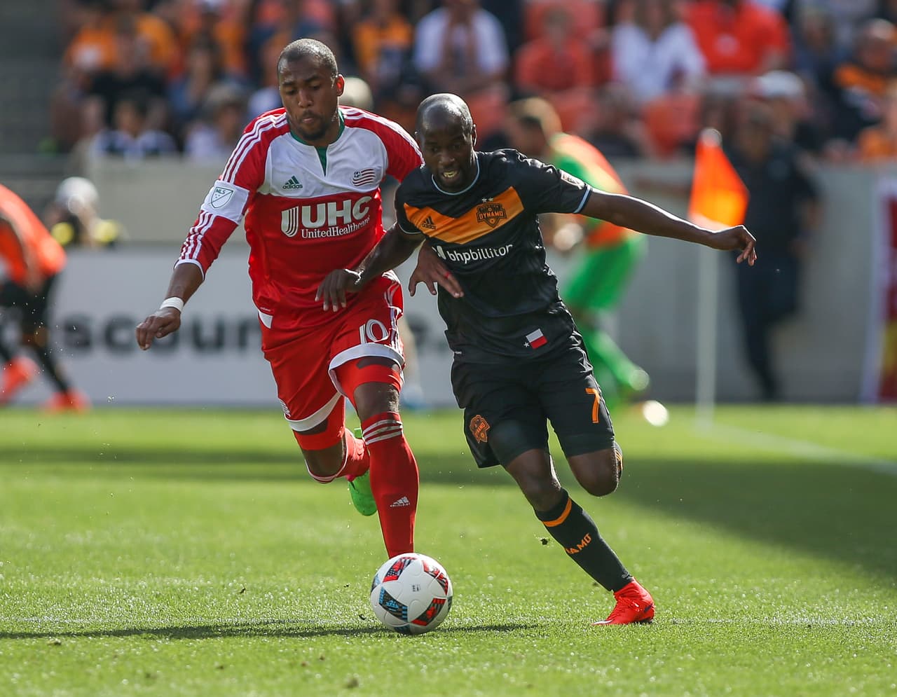 DaMarcus Beasley – Ha tenido acción en 14 de los 19 juegos del renovado Dynamo que por fin esta nuevamente en los puestos de arriba de la Conferencia Oeste. Si bien es cierto que los reflectores del Dynamo están en su ofensiva, el equilibrio defensivo ha sido fundamental – donde Beasley destaca.