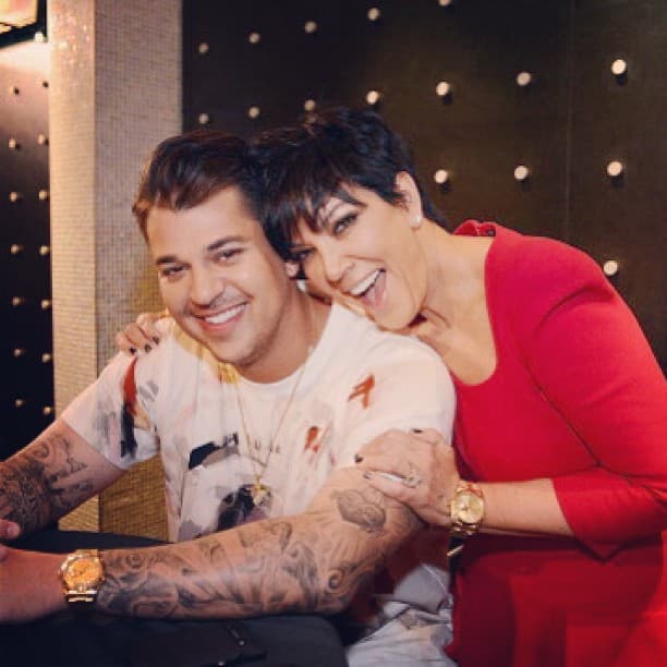 El 26 de febrero, Robert, el único hijo varón de 
<b><a href="https://www.univision.com/temas/kris-jenner" target="_blank">Kris Jenner</a></b>, publicó en Twitter que tanto Ángela (nombre real de Blac Chyna) como él, se encontraban trabajando juntos por la custodia de su hija.