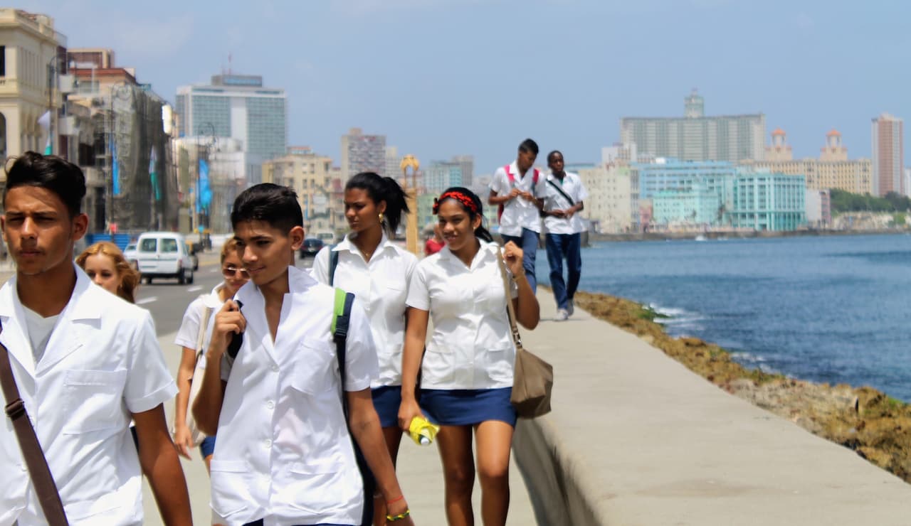 Conoce a los "Mikis" y las otras tribus urbanas de La Habana