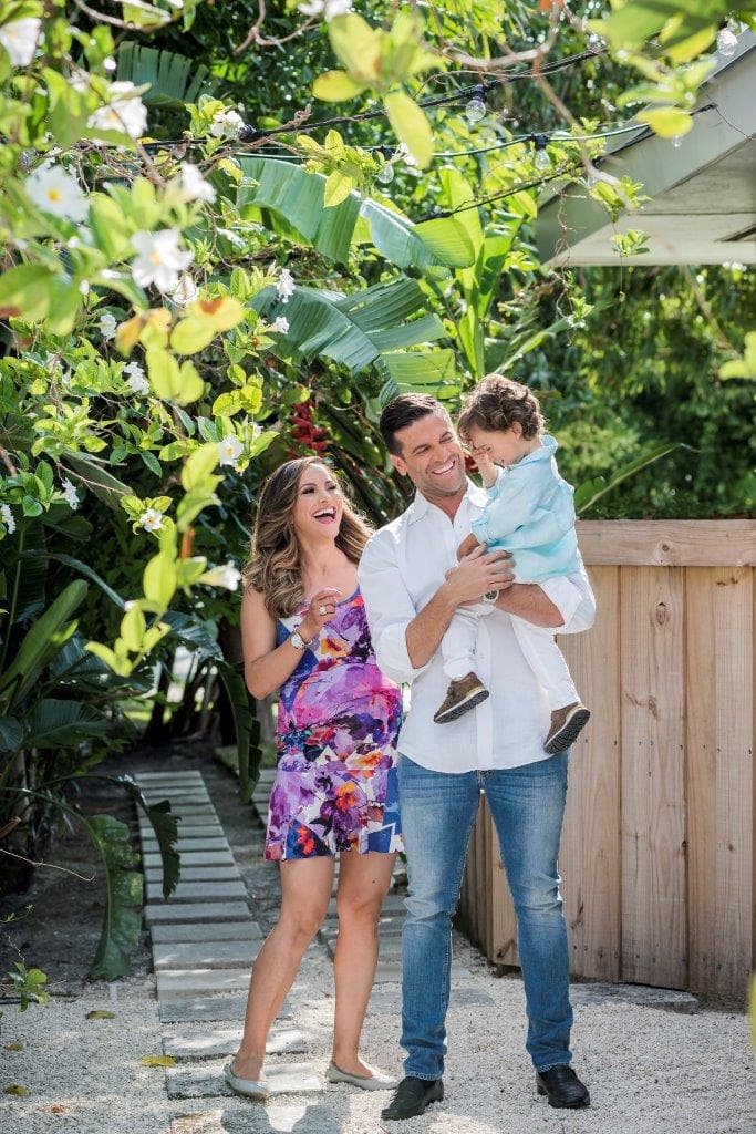 Ser padres ha sido una hermosa aventura para Satcha y Aaron, que desean guiar a sus hijos por un camino de amor.