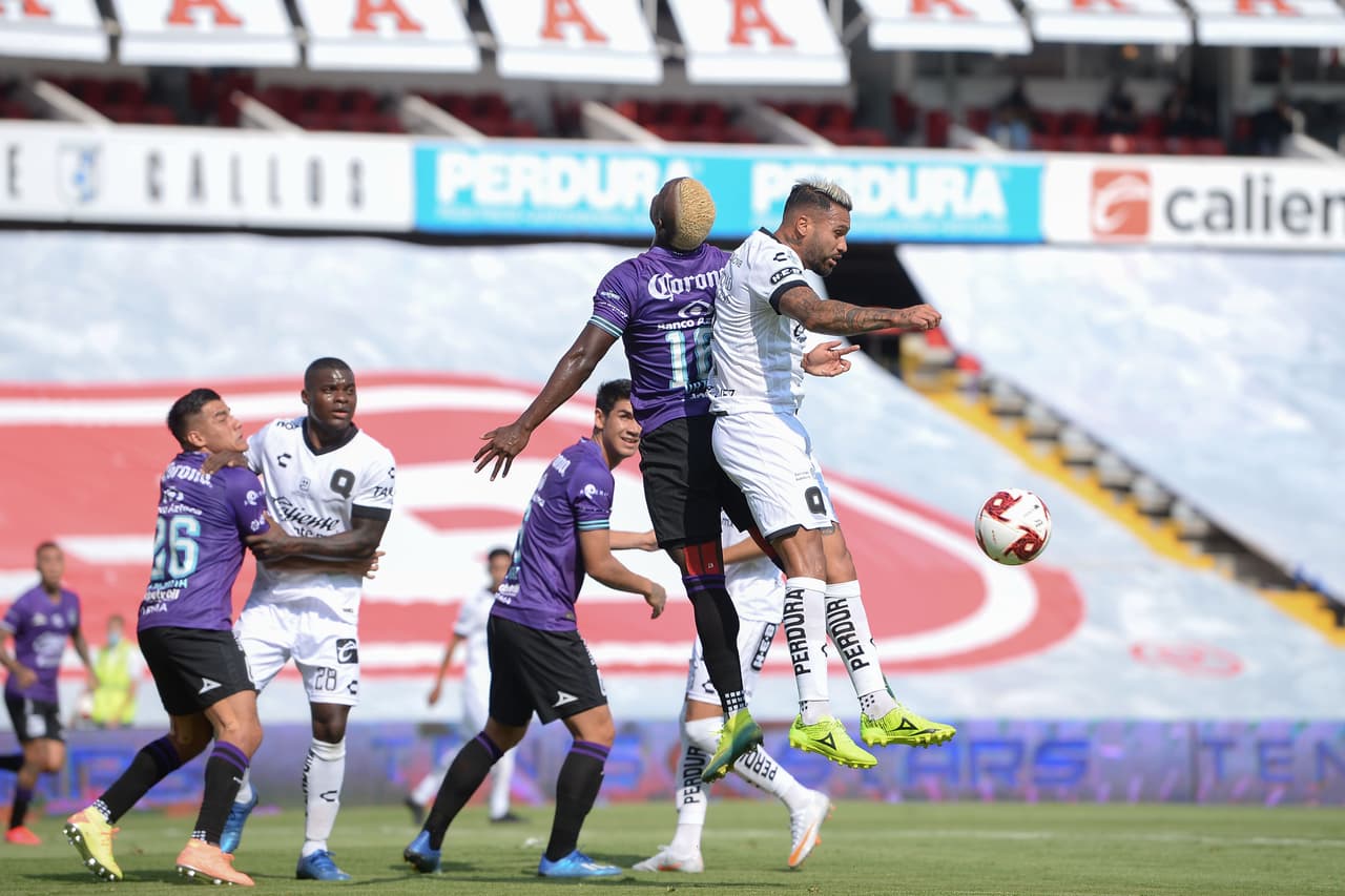 Con goles de Omar Islas y Mario osuna, Queretaro y Mazatlán reparten puntos en la Corregidora y Mazatlán consigue un histórico punto.