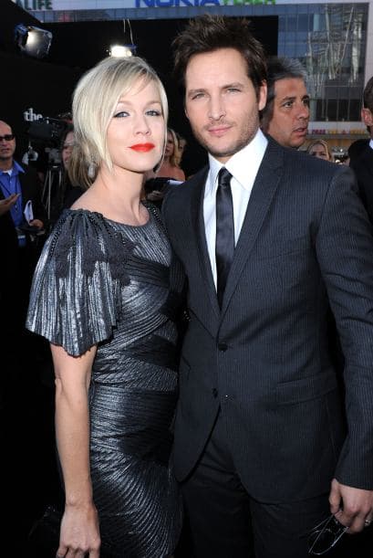 El matrimonio de Jennie también ha sido muy sonado. Después de seis años de conocerse, se casó con el actor Peter Facinelli (de la saga de "Twilight") en 2001.