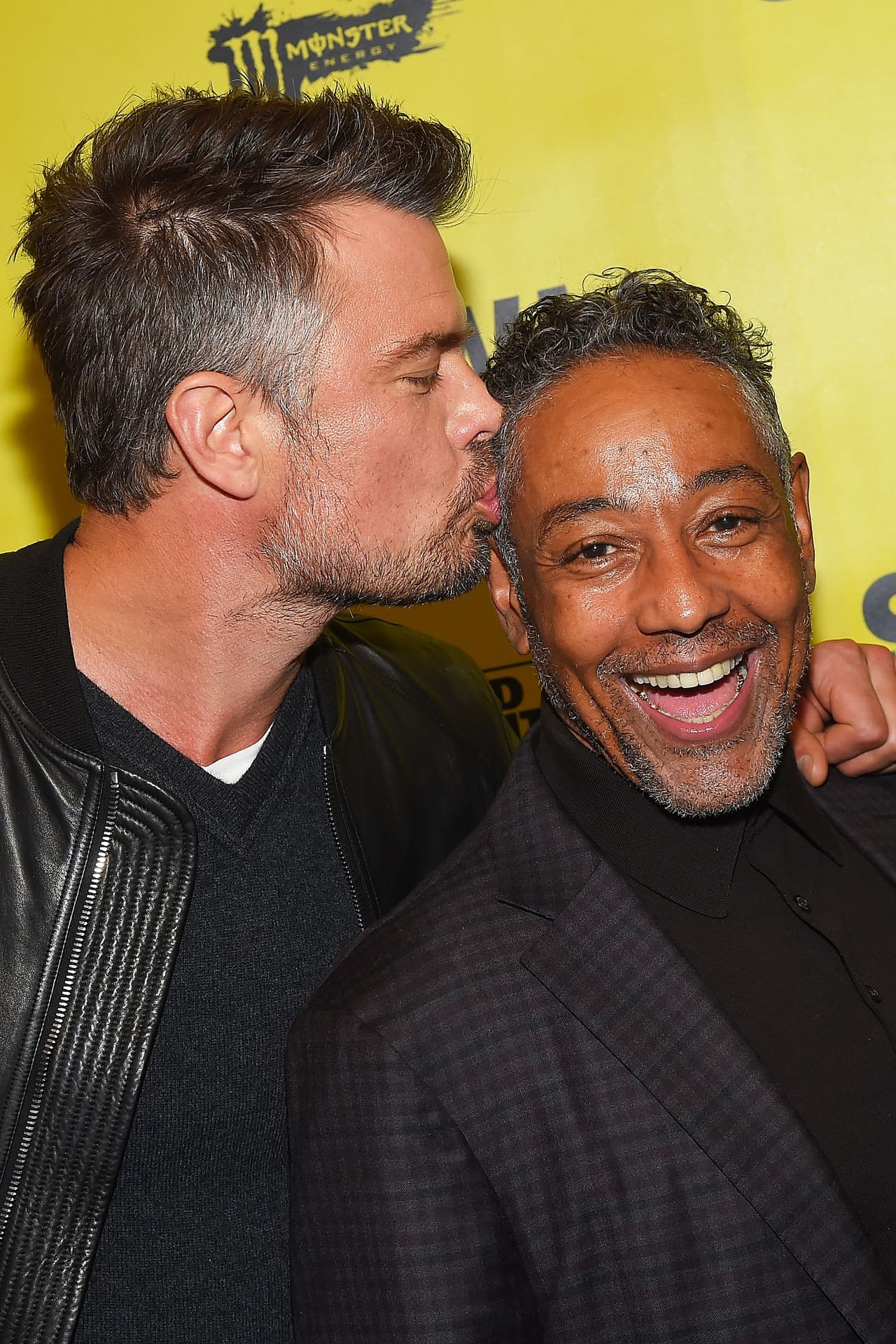 Duhamel con un dulce besito a Esposito.