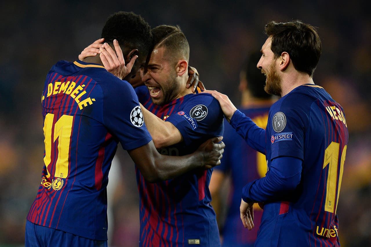 En una salida en velocidad, Suárez encontró a Messi y este desbordó por la banda izquierda para luego cederle el balón al joven francés que definió de pierna derecha.