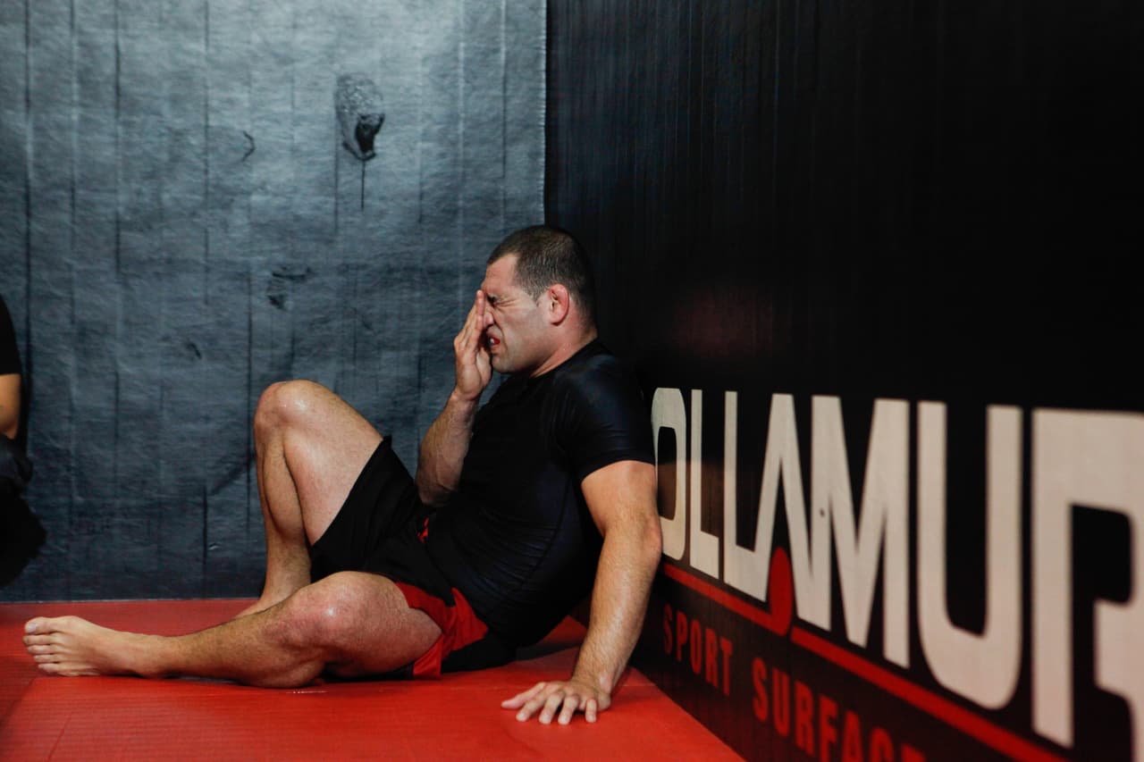 Niegan libertad bajo fianza a Caín Velásquez