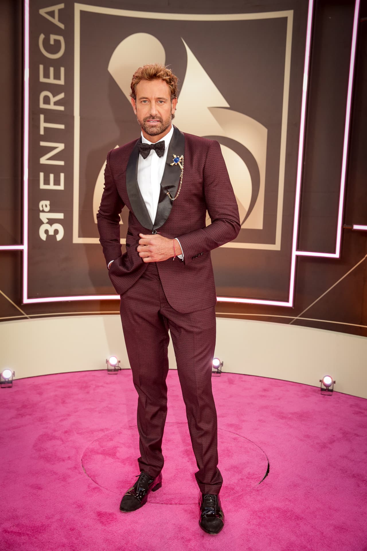 Se esperaba con gran expectación la asistencia de Gabriel soto junto a Irina Baeva, sin embargo, llegó solo.