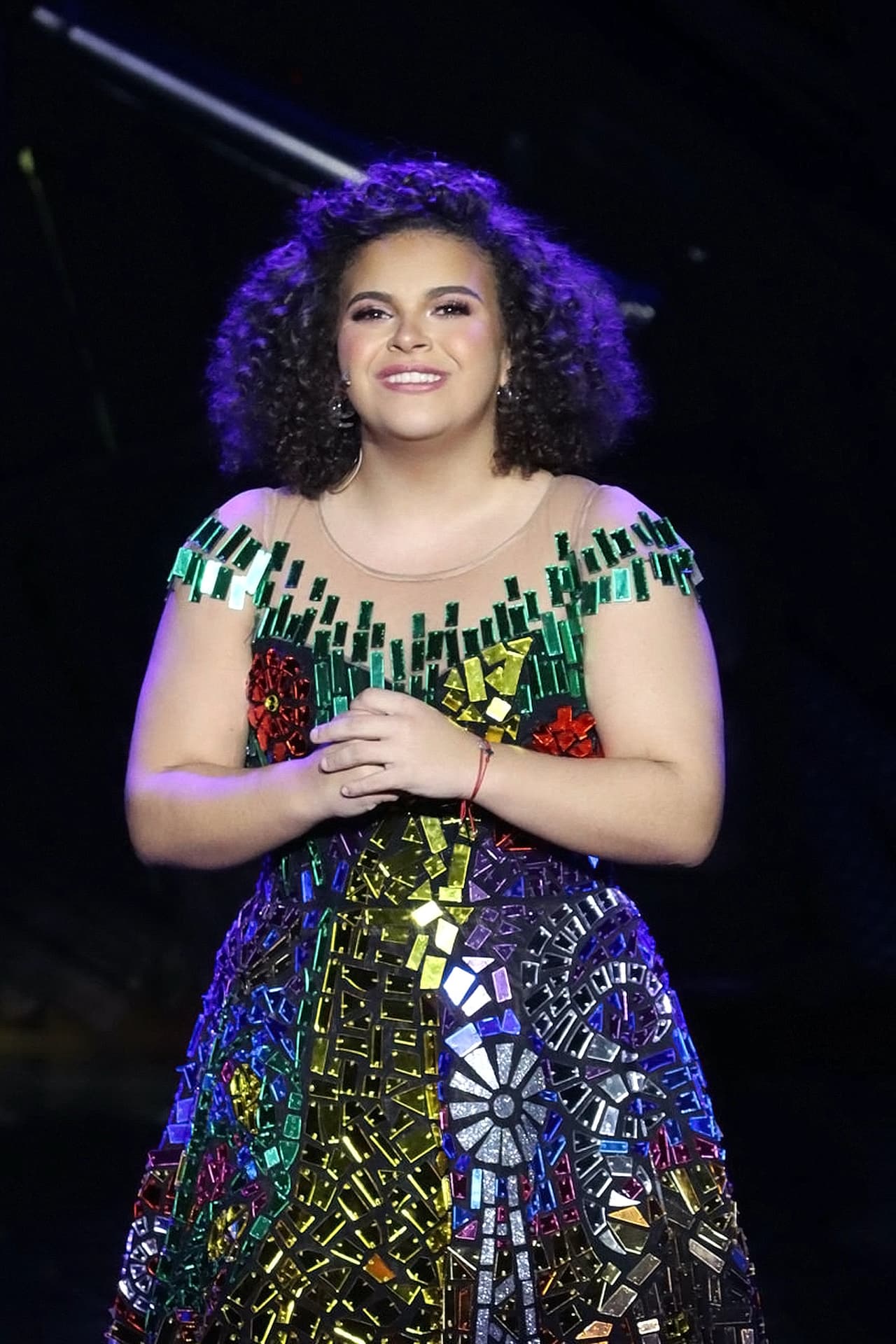 La joven, de 18 años, se mostró emocionada y segura de su talento, por lo que señaló que consiguió el proyecto por ella misma y no por tener padres famosos.