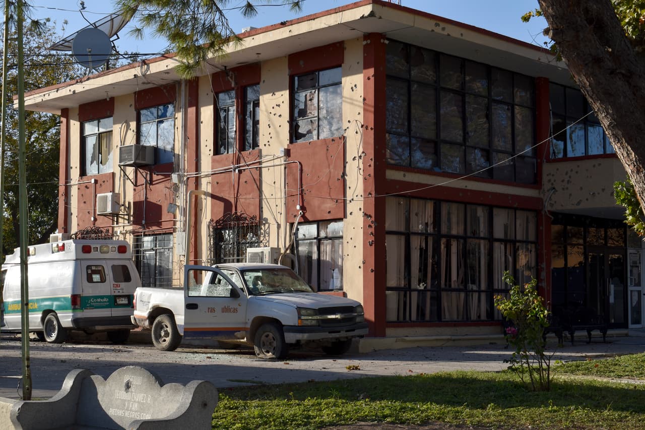 14 de las muertes se habían reportado el sábado en el municipio de Villa Unión, tras aproximadamente una hora de enfrentamiento entre las fuerzas de seguridad y presuntos miembros de un cártel.