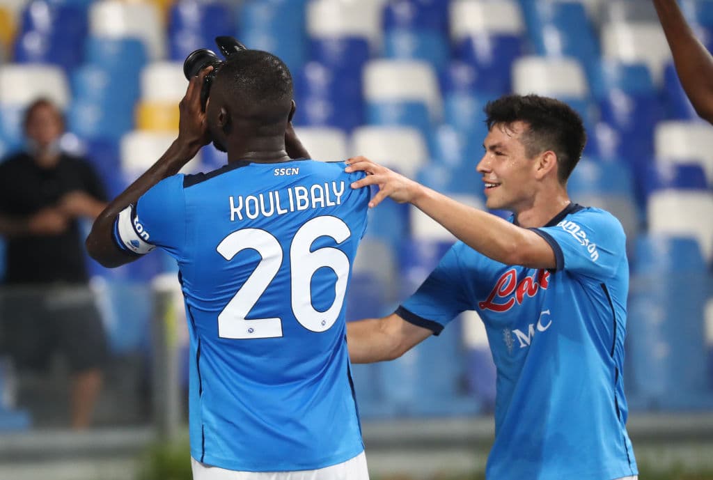 La Juve controló el partido hasta que los errores de Scezny y Mise Kean, el partido se volteó y el Napoli venció 2-1.