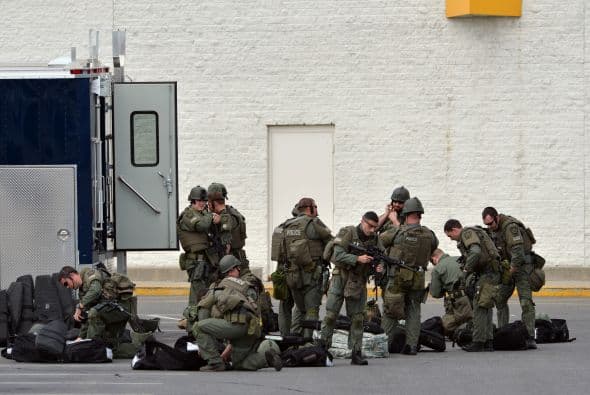 Las televisiones locales informan de una fuerte presencia policial alrededor de una residencia en la localidad donde se perdió la pista del sospechoso.