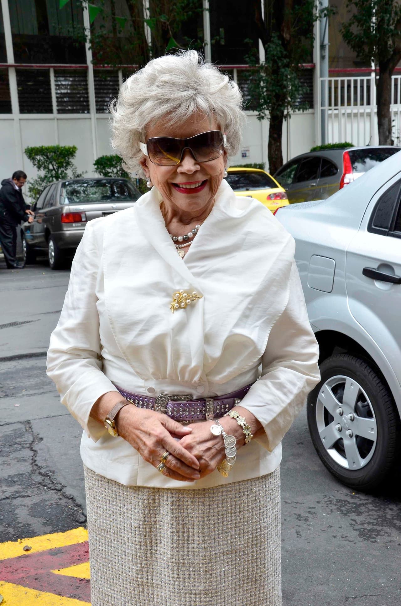 Hace apenas un año, la primera actriz aseguró en el programa 'Palabras mayores' que no le temía a la muerte y tenía preparada un lugar para que la enterraran y una plaquita que dice: Evangelina Elizondo, 'La Cenicienta'. Sin duda, cada uno de sus personajes y aquella melodiosa voz de princesa de Disney perdurarán tras su partida.