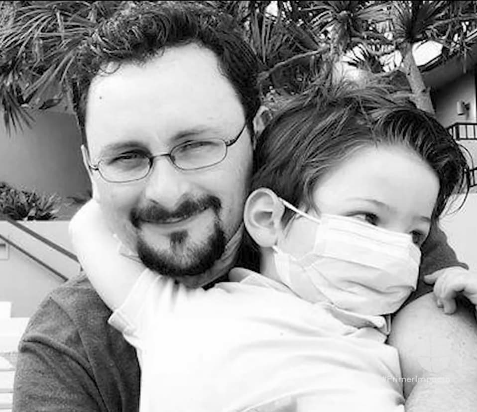 <br>Conscientes de que en México no había la ayuda necesaria para el pequeño, Marcela y su esposo Bernardo decidieron irse a Estados Unidos, 
<b>luego de que el único medicamento que ayuda a controlar el padecimiento de su hijo -al no haber cura posible- no ha sido aprobado en su país. </b>
<br>