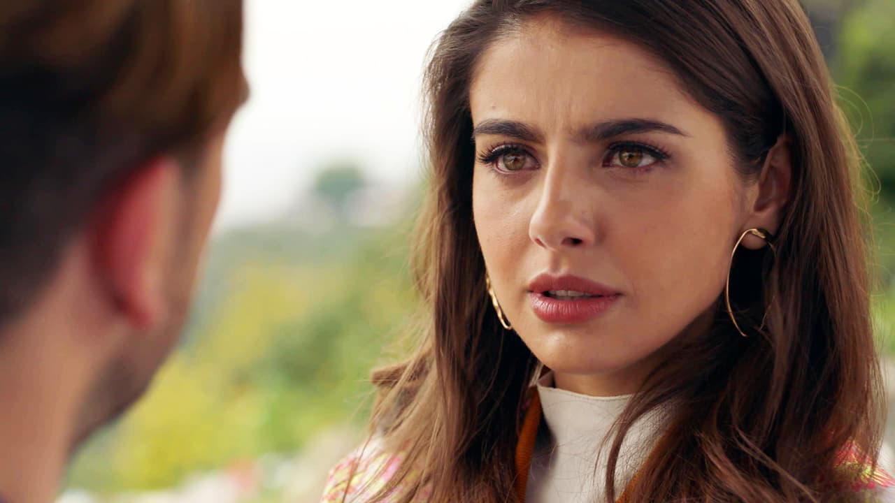 Yamelí se reencontró con 
<b>Juanjo</b> y descubrió que estaba comprometido. Sin embargo, éste le reveló que Yamelí fue el verdadero amor de su vida. Ante la confesión, el llanto la invadió, pues los recuerdos regresaron a su corazón.