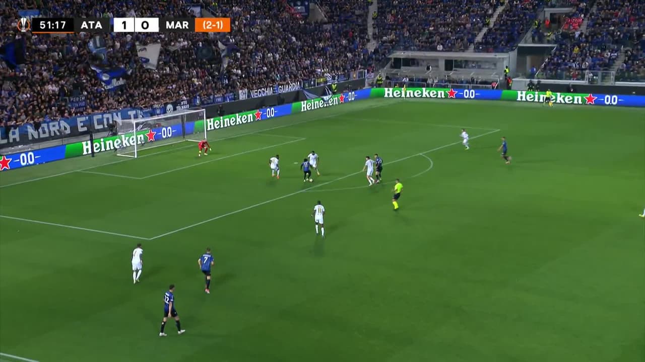 ¡GOL!  anota para Atalanta. Matteo Ruggeri