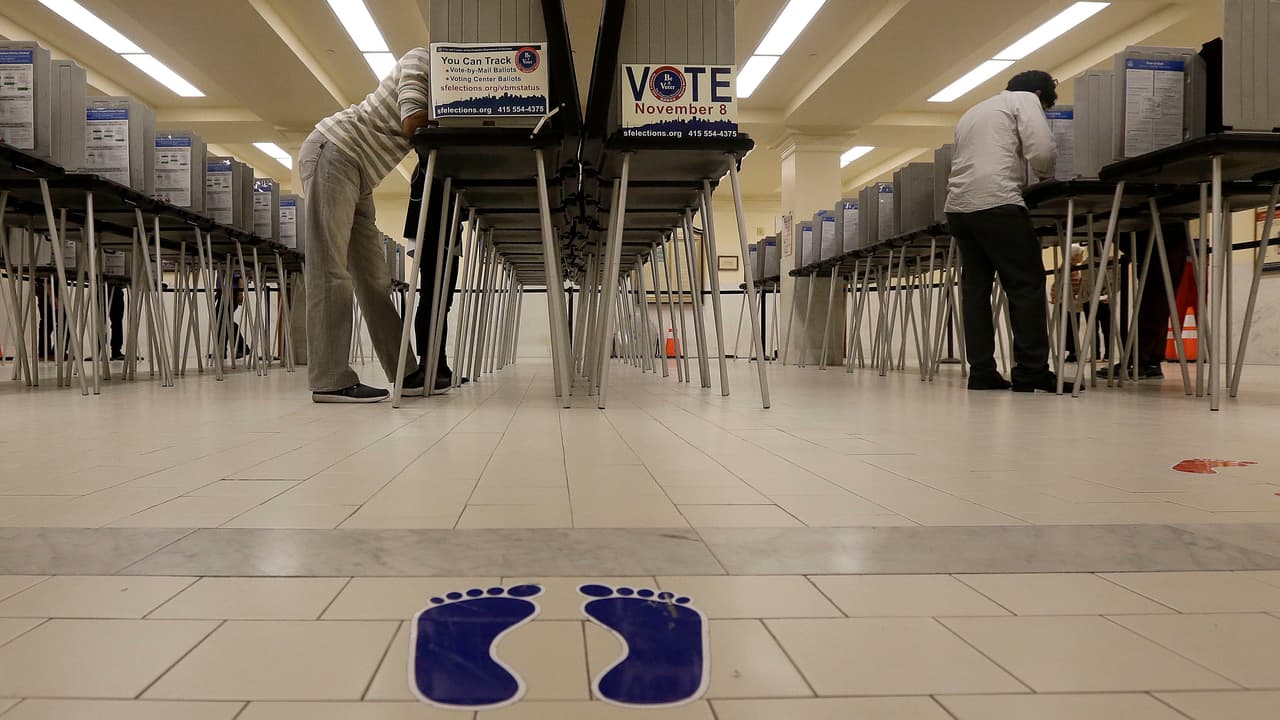 El voto en California favoreció a Hillary Clinton, a la marihuana y a la pena de muerte