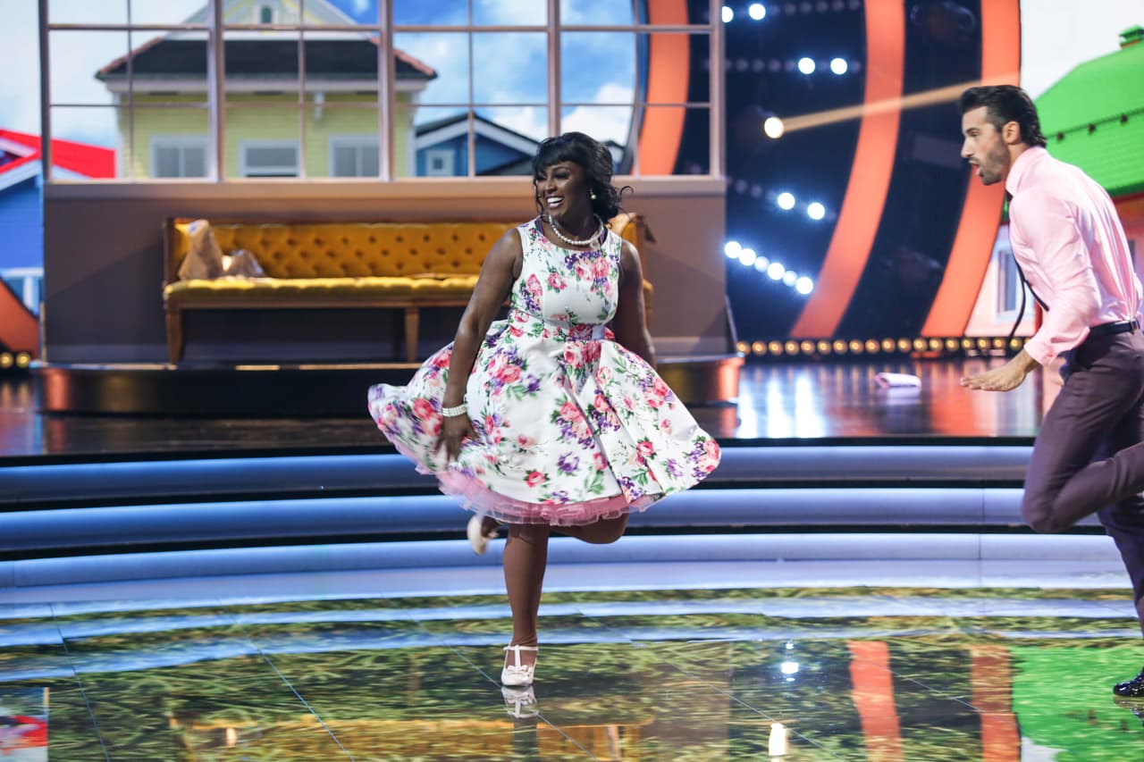 El ex de JLo agregó: "mi único comentario es que cuides los hombros, hay que subirlos mucho y mantener una línea recta".