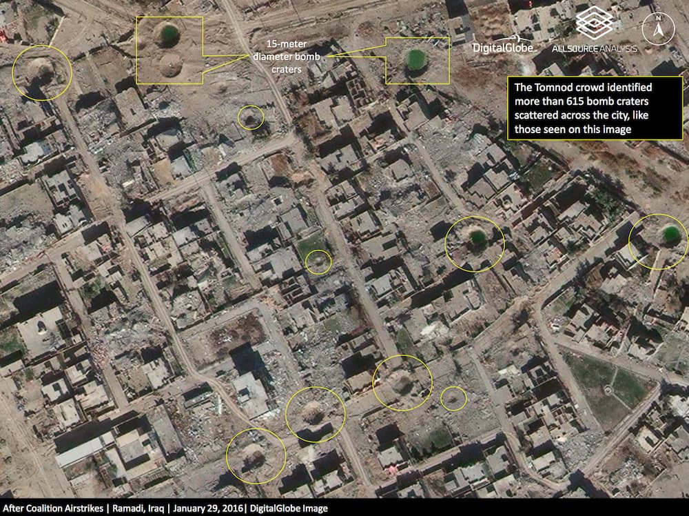 La coalición ha reducido sus bombardeos en zonas urbanas bajo asedio. Se está trabajando para aumentar la formación de los equipos que desactivan explosivos