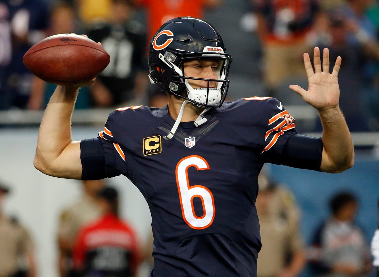 Chicago Bears quarterback Jay Cutler (6) warms up before an NFL football game against the Philadelphia Eagles, Monday, Sept. 19, 2016, in Chicago. (AP Photo/Nam Y. Huh)