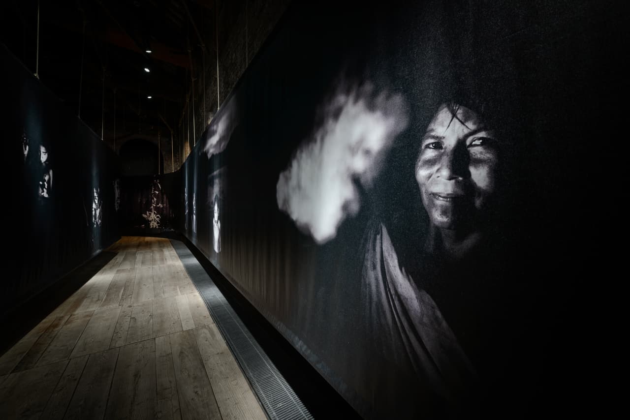 El pabellón de Perú habla de la arquitectura y su relación con la Amazonía de este país.