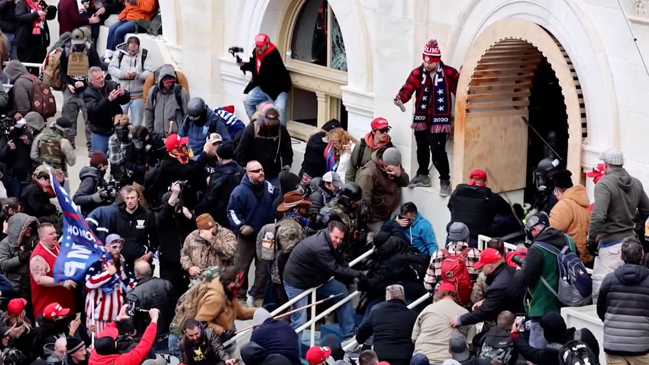 FBI arresta a otro hombre de Houston por los ataques en enero al Capitolio