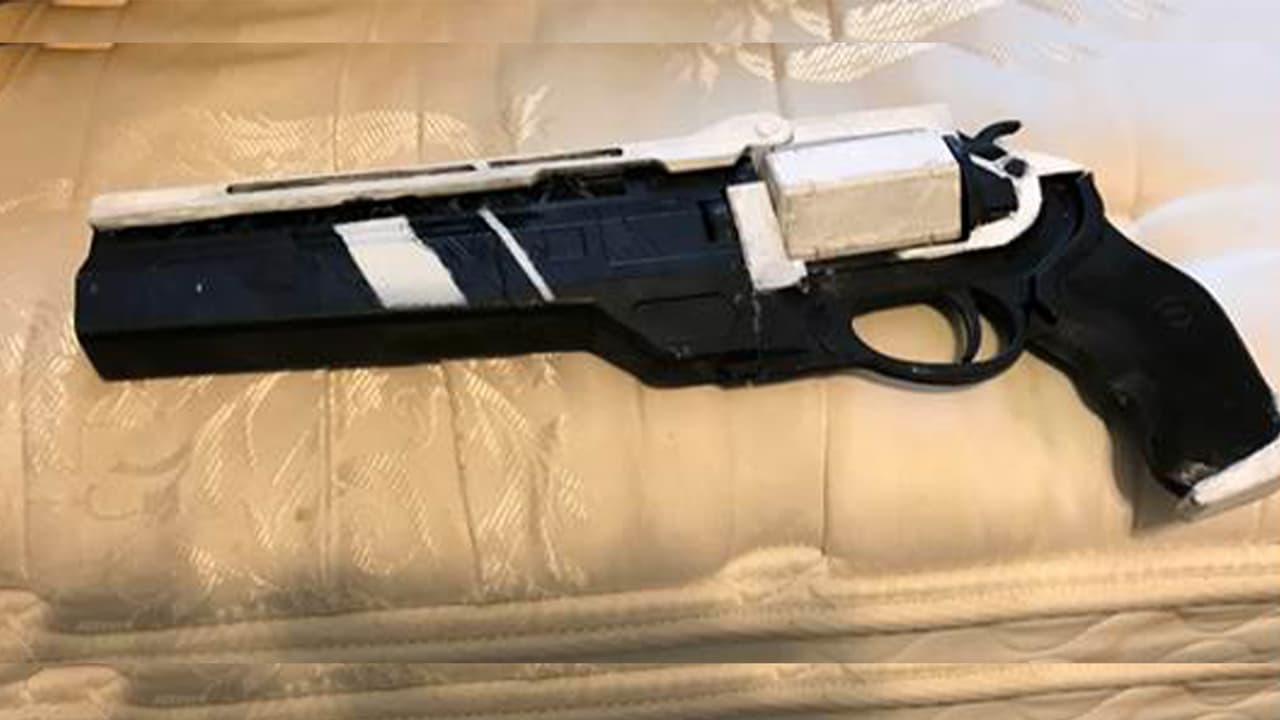 Arrestan a estudiante de 14 años por presuntas amenazas terroristas 