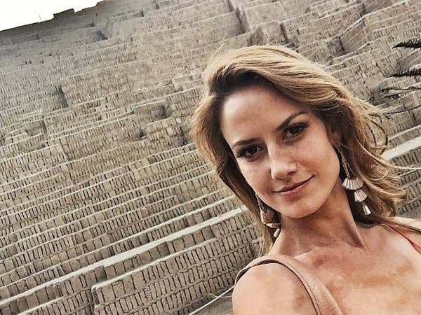 Altair Jarabo había sido confirmada como la protagonista de la teleserie 'La bella y las bestias', de acuerdo con información del portal de Univision.
