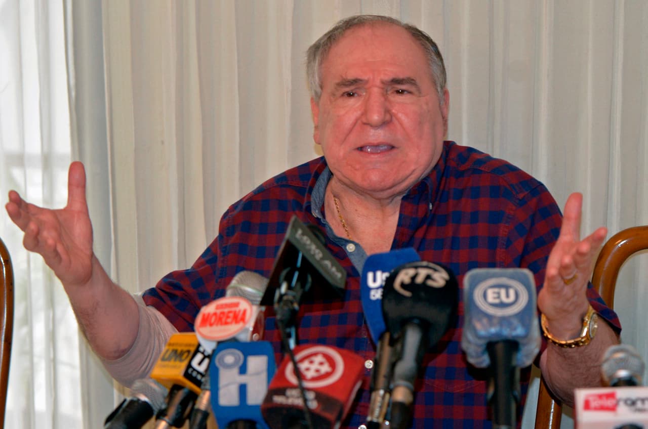 En mayo, se inició una carpeta de investigación en contra del exmandatario y su hijo Jacobo, por presunta delincuencia organizada. Más tarde, en agosto, el exmandatario fue detenido y su hijo fue extraditado de Colombia, donde permanecía.
<br>