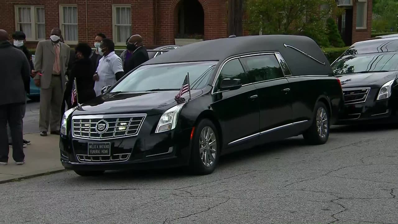 Protestan con carros fúnebres por la reapertura de Georgia