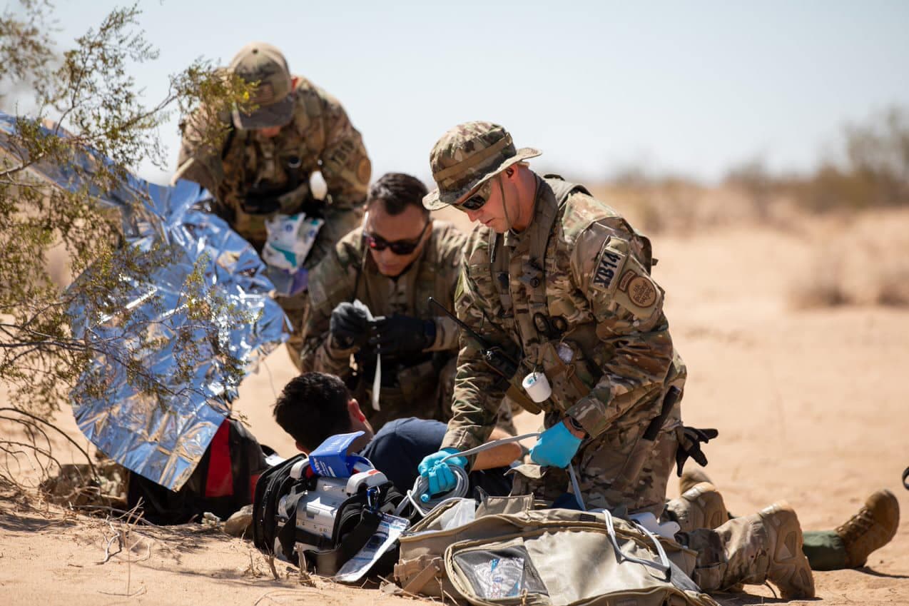 La Patrulla Fronteriza en Yuma advirtió que con las altas temperaturas los migrantes pueden sufrir un golpe de calor o morir en medio del cruce fronterizo.
