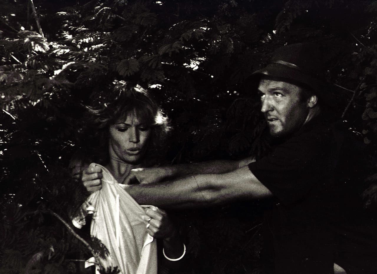 Marius Weyers en 'The Gods Must Be Crazy’